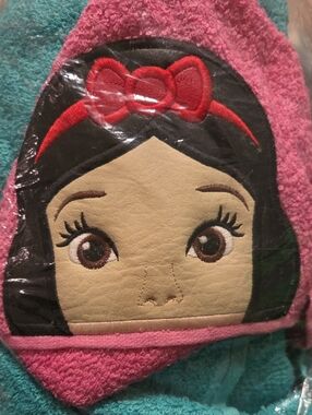 Pink and Teal Hooded Kids Towel with Embroidered Face